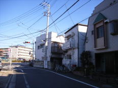 ホワイトハイツ若木 画像2